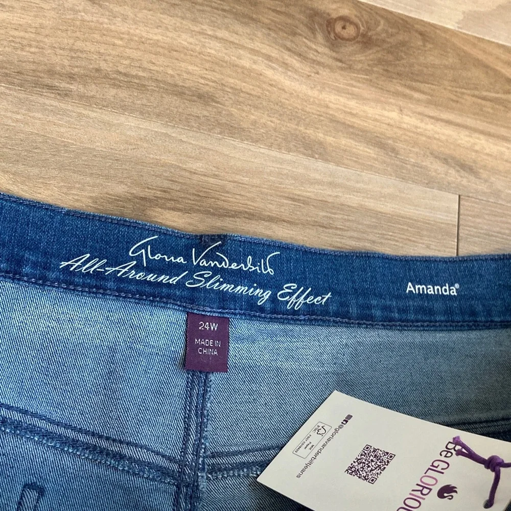 Gloria Vanderbilt Amanda jean short with slimming panel flawless stretch 24W - Picture 7 of 16